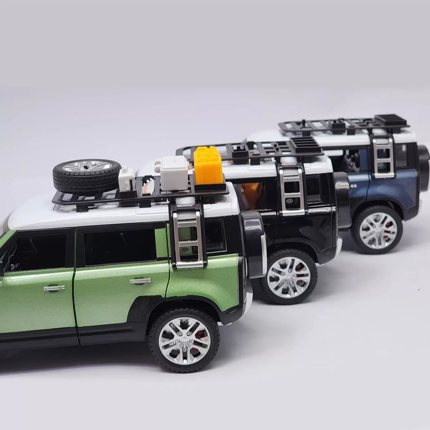 ماشین بازی ناب سل مدل land rover