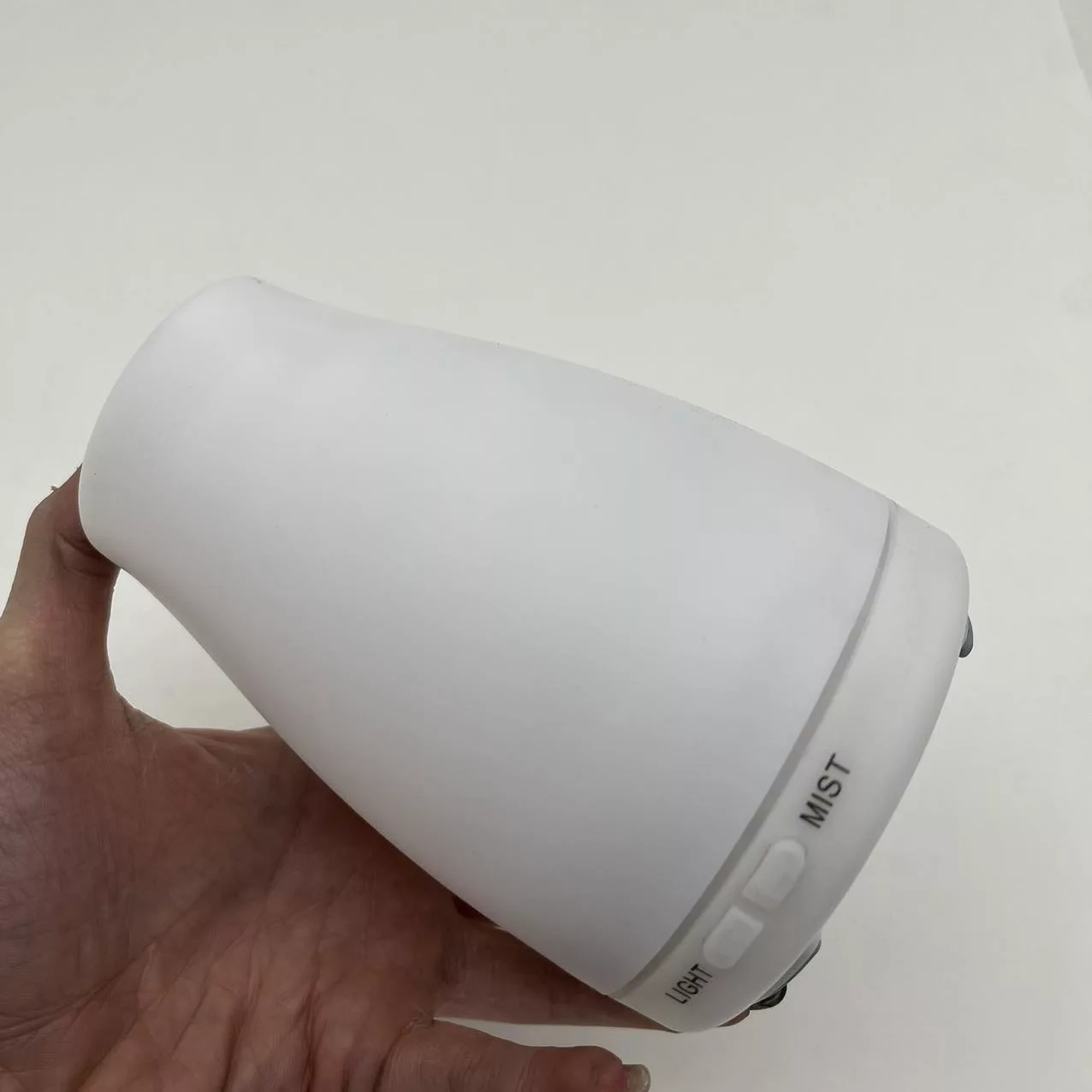 دستگاه بخور و خوشبو کننده ی هوا مدل AROMA-RGB