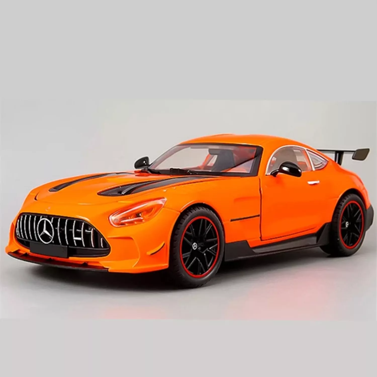 ماشین بازی مدل فلزی موزیکال بنز BENZ AMG GT 118