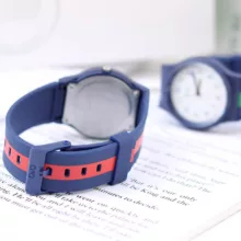 ساعت مچی عقربه ای زنانه کیو اند کیو مدل V06A-002Y