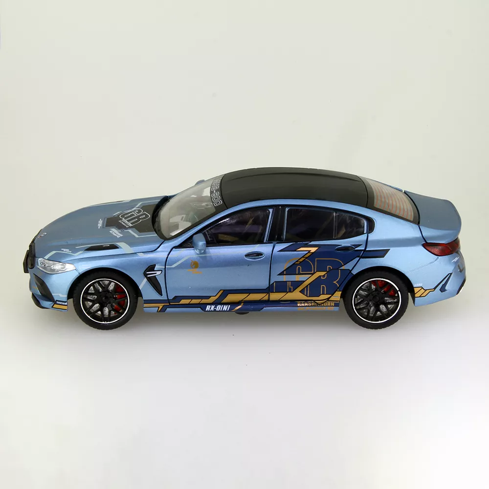 ماشین بازی چه ژی مدل بی ام و M8 کد BMW M8