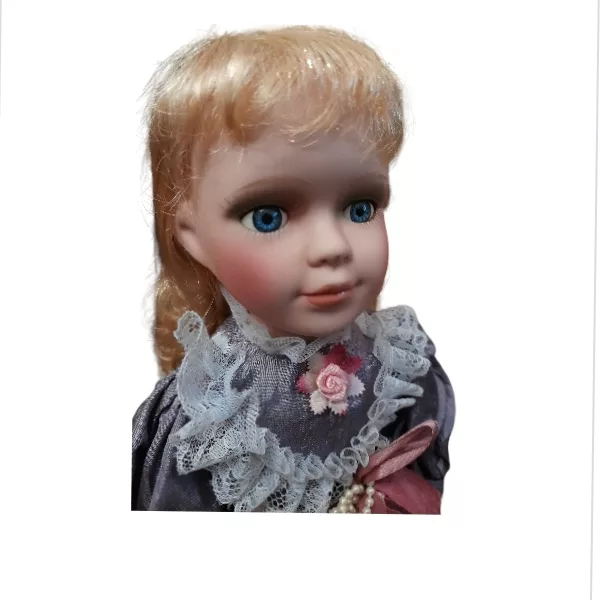 عروسک مدل دخترمهربان ارتفاع 40 سانتی متر