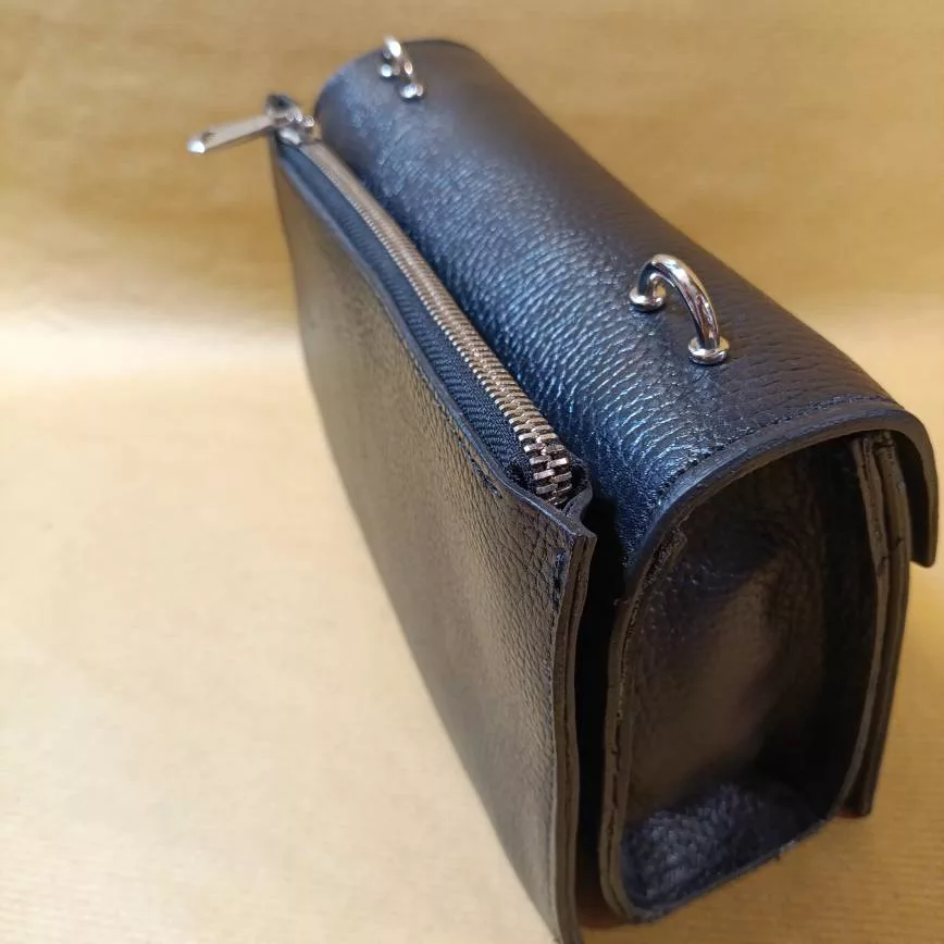 کیف دوشی زنانه مدل F6