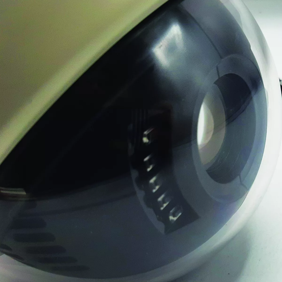 دوربین مداربسته آنالوگ هانیول مدل HDC-655PC