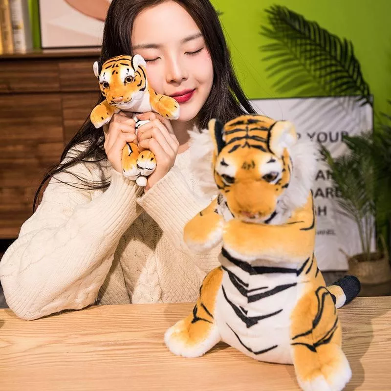 عروسک طرح ببر مدل بچه بغل کد JI110 ارتفاع 40 سانتیمتر مجموعه دو عددی