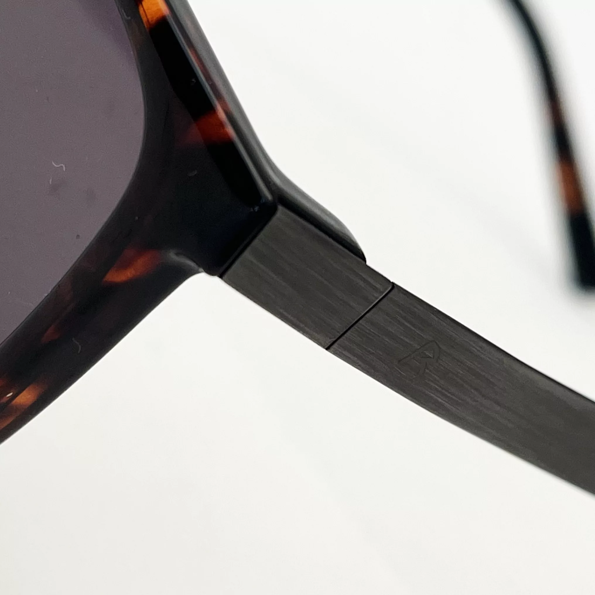 عینک آفتابی رودن اشتوک مدل R3296