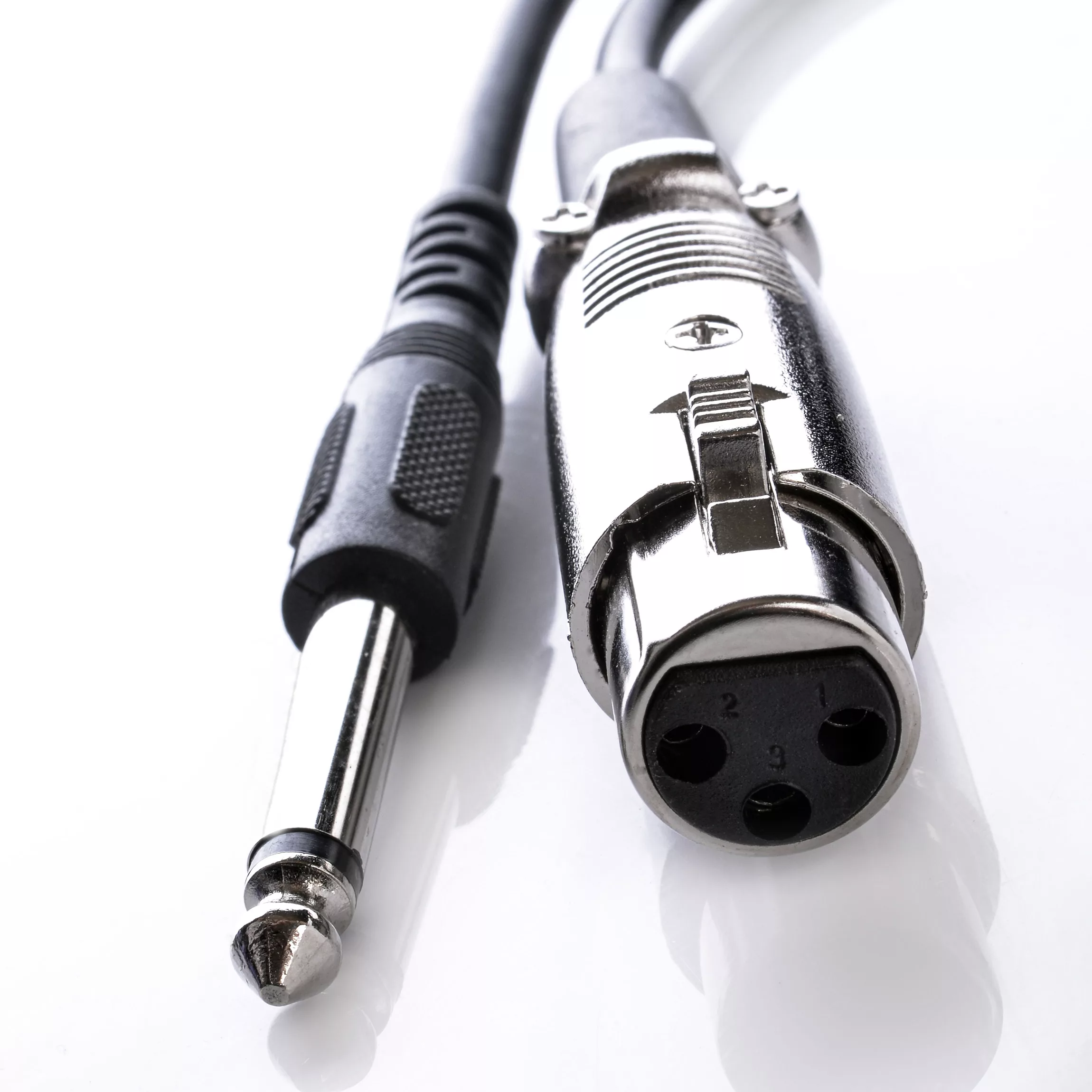 میکروفن داینامیک مدل َSN-909