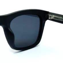 عینک آفتابی ویفرر فرست مدل UM8812-C1
