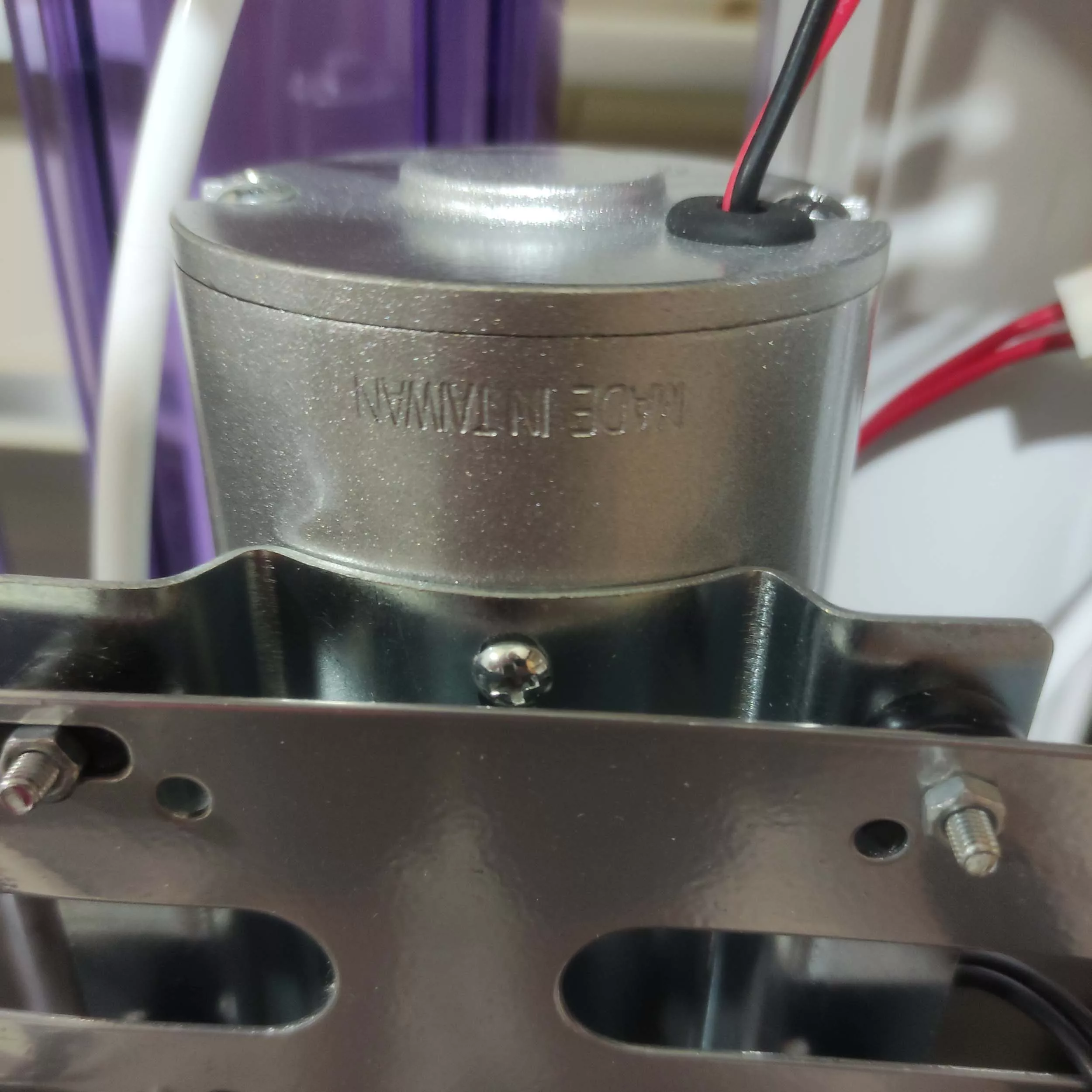 دستگاه تصفیه کننده آب آکوا لاین مدل SILVERIX 7STAGE