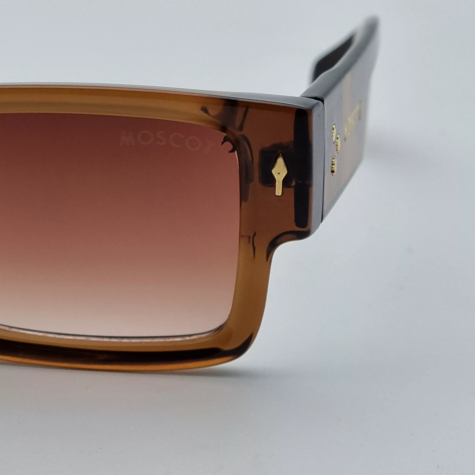 عینک آفتابی موسکوت مدل 6035GH