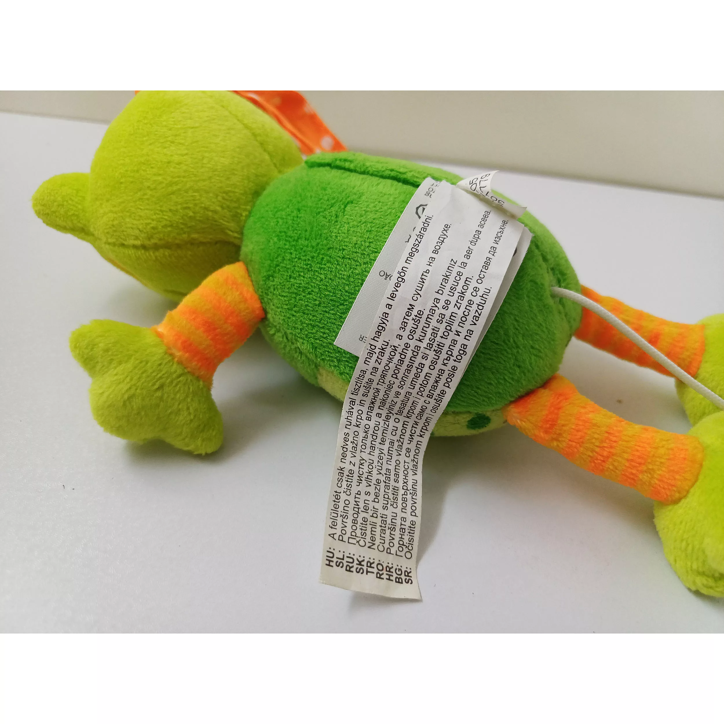 عروسک سی اند ای طرح قورباغه مدل موزیکال ارتفاع 20 سانتیمتر