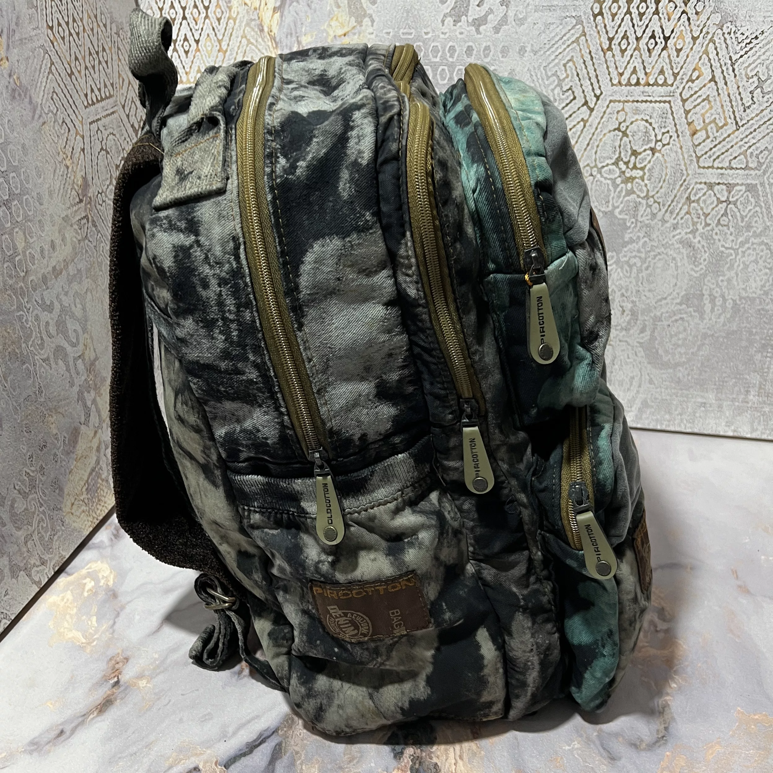 کوله پشتی پیر کتون مدل 70052