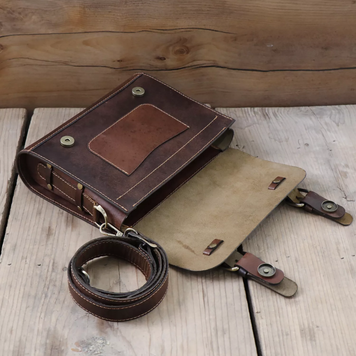 کیف رودوشی چرم بارثاوا مدل 1213