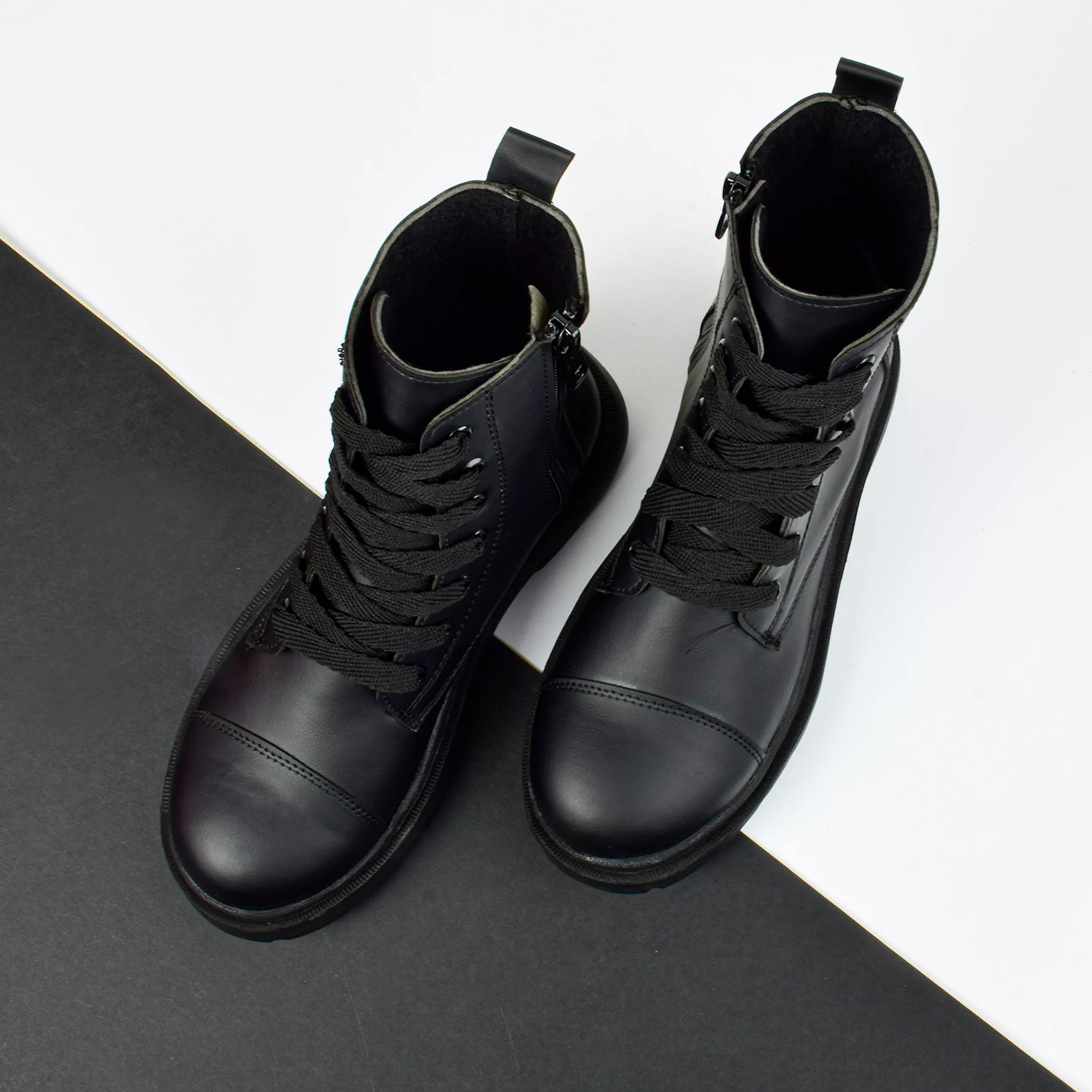 نیم بوت زنانه مدل زیپی آسان پوش BK.4073