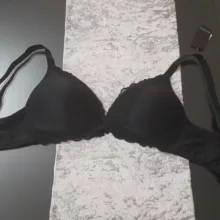 سوتین اسفنجی زنانه اسمارا مدل B450736 رنگ مشکی