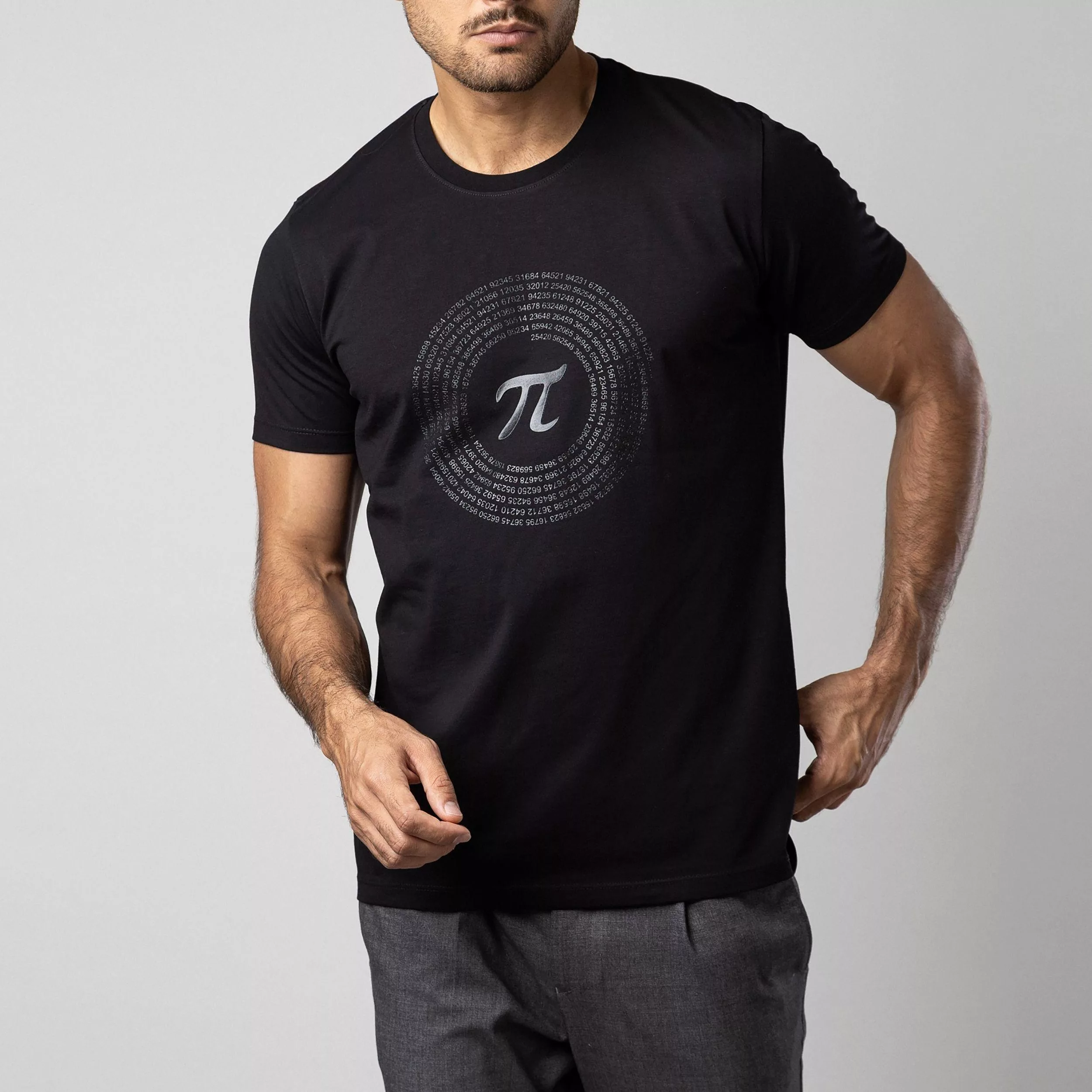 تی شرت آستین کوتاه مردانه باینت مدل 764-1 رنگ مشکی