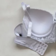 ست سوتین و شورت زنانه مدل اسفنجی گیپور کد W-011