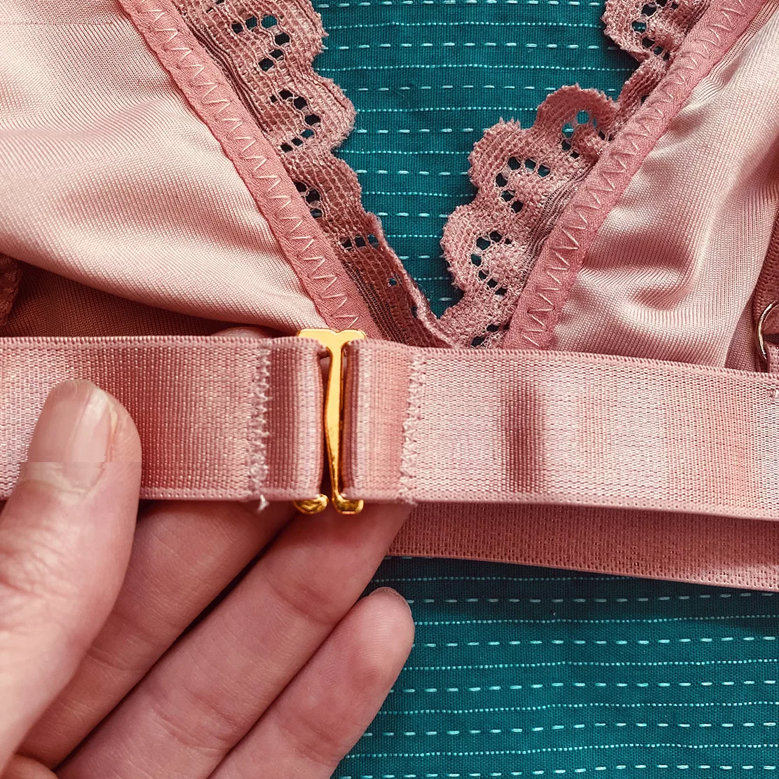 سوتین زنانه مدل 559712