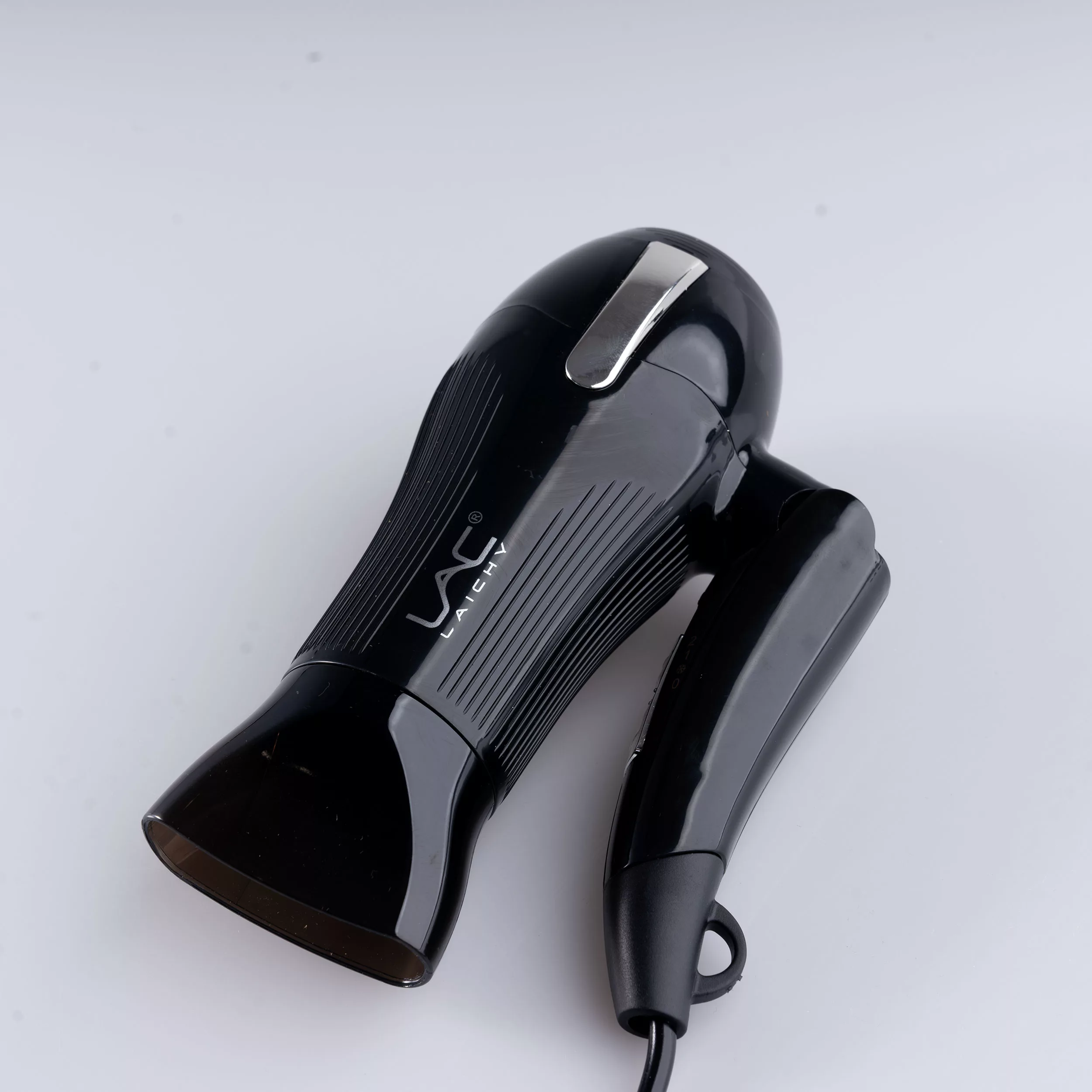 سشوار مسافرتی لایچی مدل L-1040