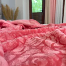 پتو مسافرتی گلبافت مدل ژله ای طرح 350 سایز 220x160 سانتی متر