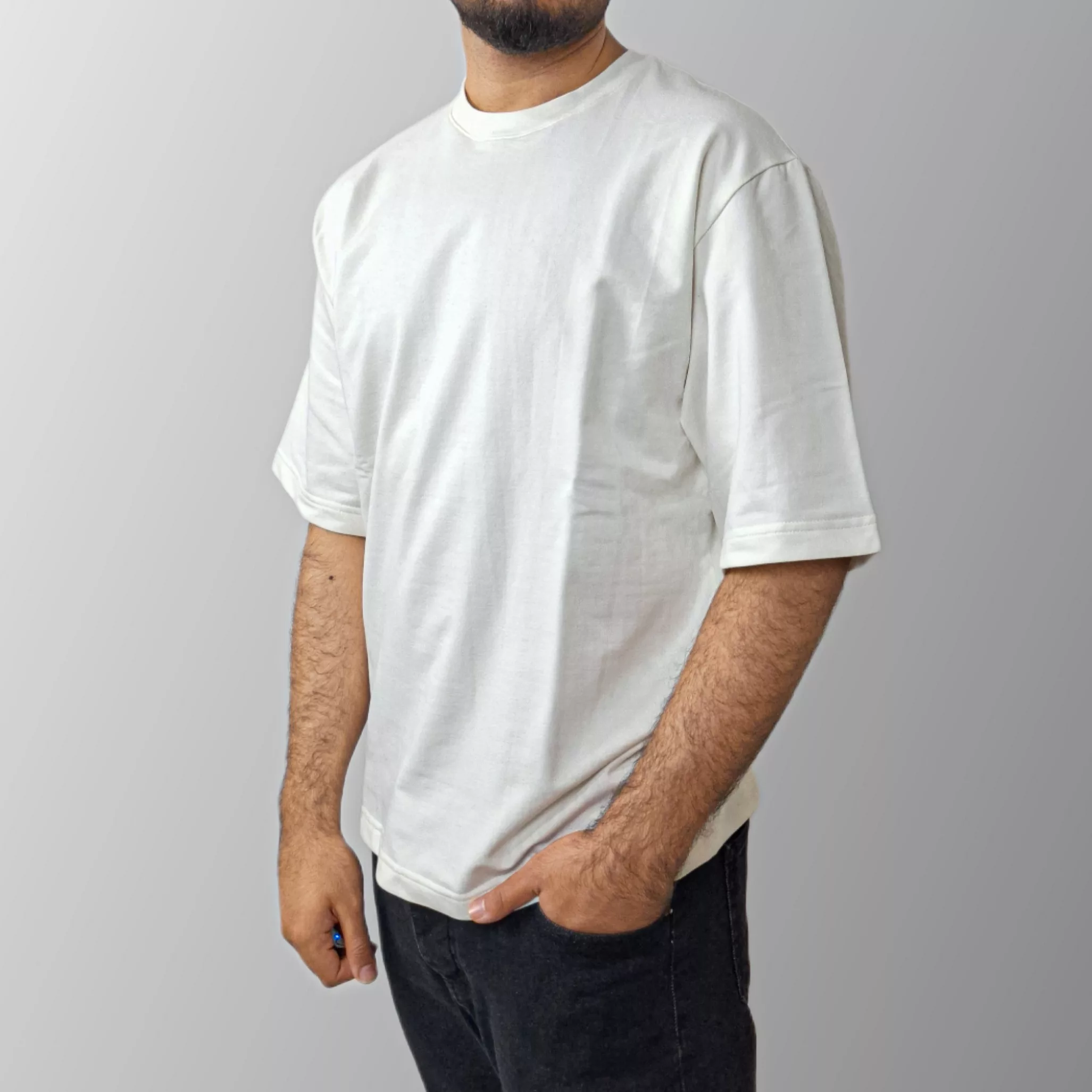 تی شرت اورسایز آستین سه ربع مردانه مدل باکسی رنگ سفید