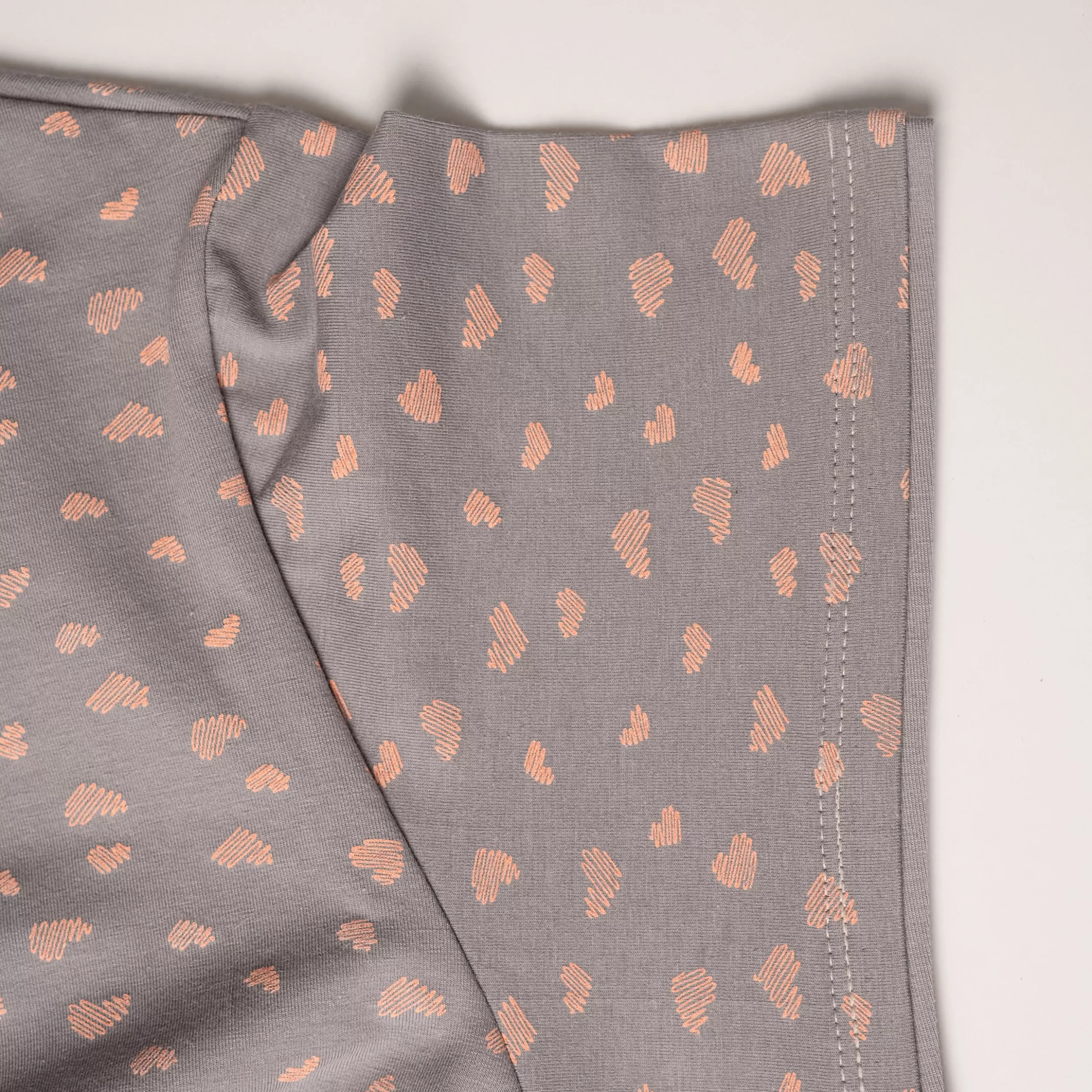 ست تی شرت و شلوار زنانه مدل آناهیتا رنگ طوسی روشن