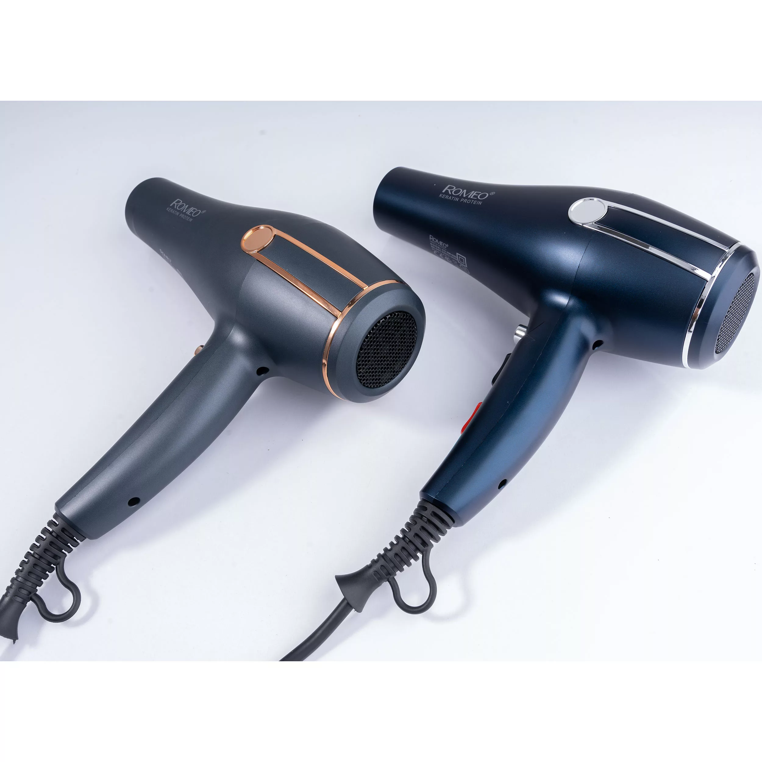 سشوار حرفه ای رومئو مدل RM-5050