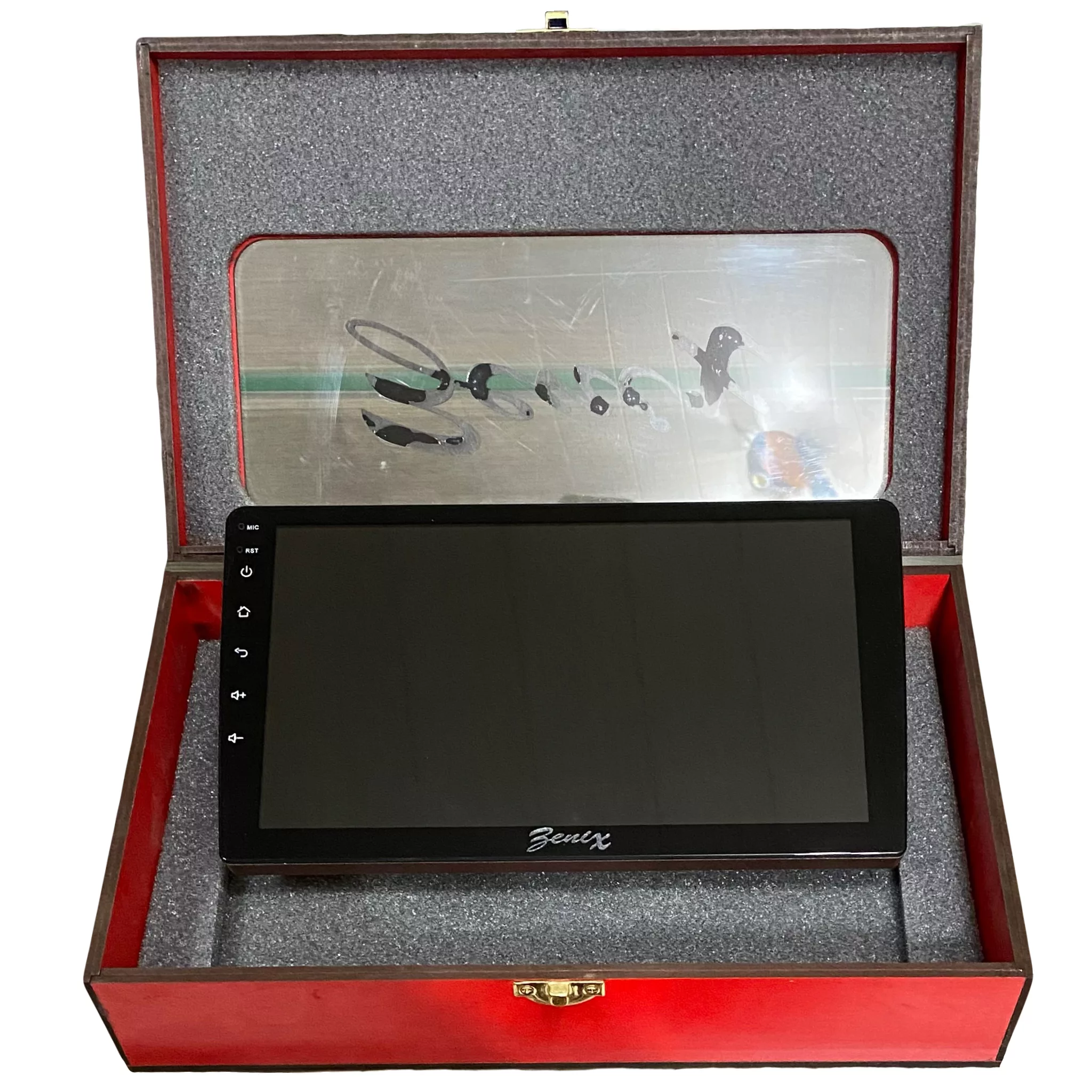 پخش کننده تصویری خودرو بنیکس کد 0168 مناسب برای پژو پارس