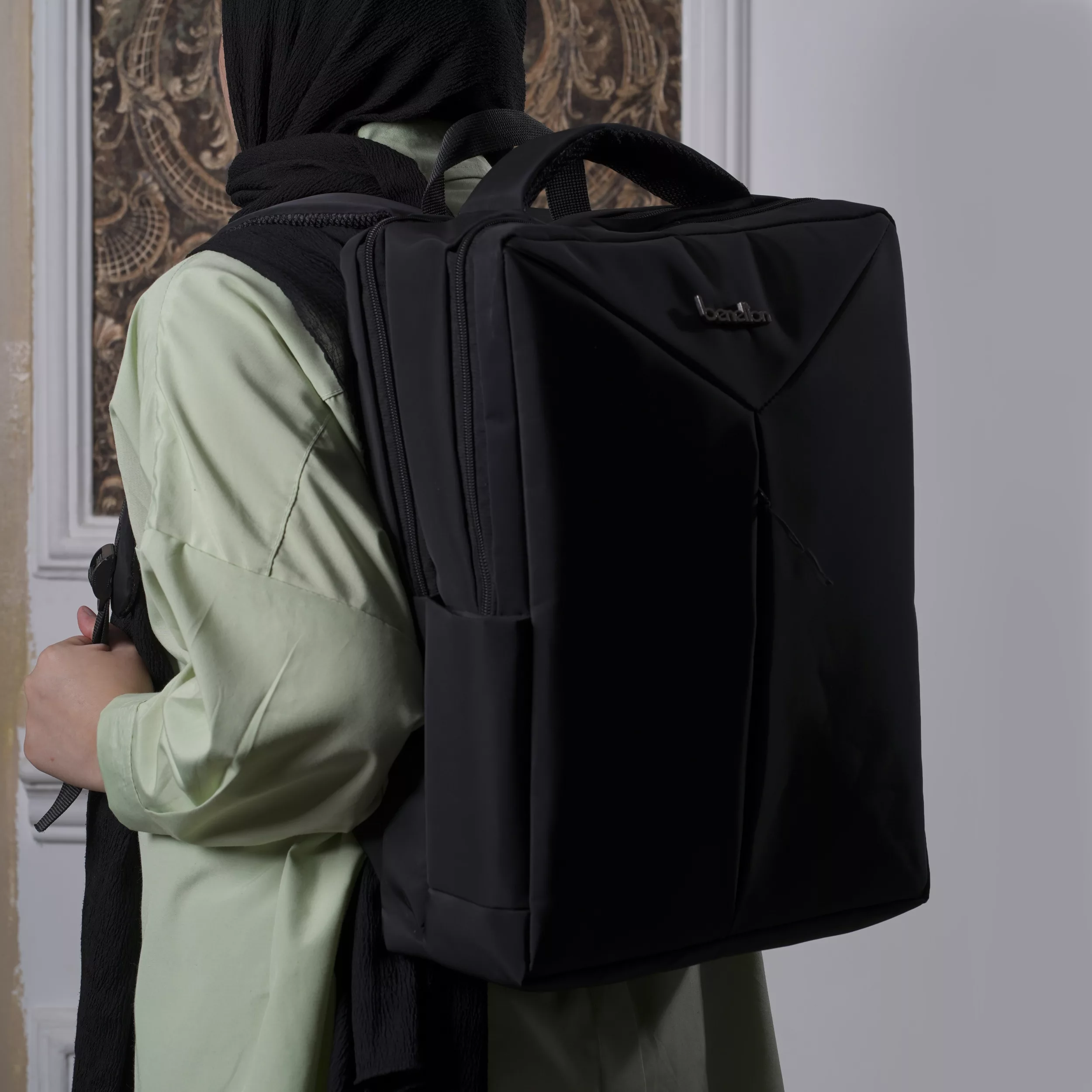 کوله پشتی لپ تاپ مدل MZ04 مناسب برای لپ تاپ 14.1 تا 15.6 اینچی