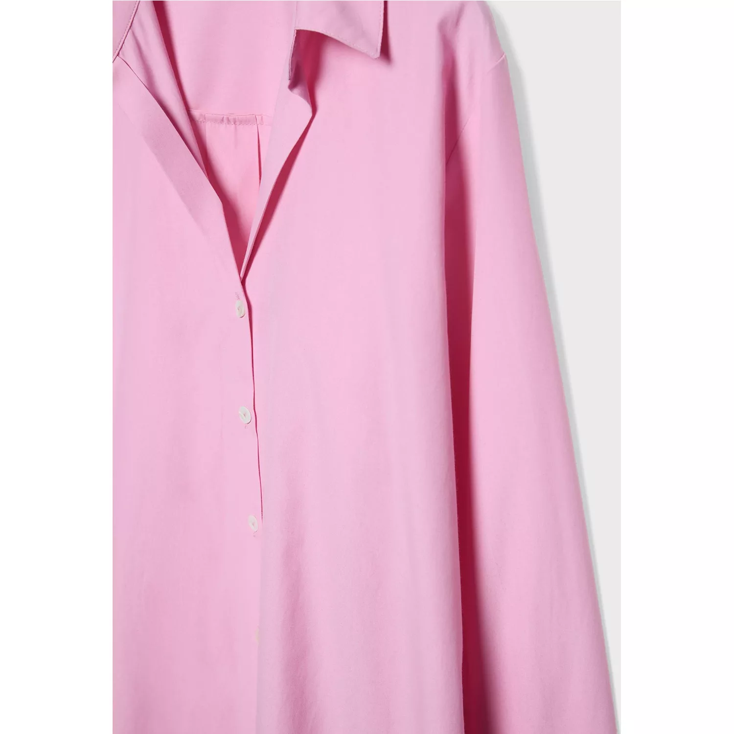 شومیز آستین بلند یقه برگردان زنانه استرادیواریوس مدل 10046