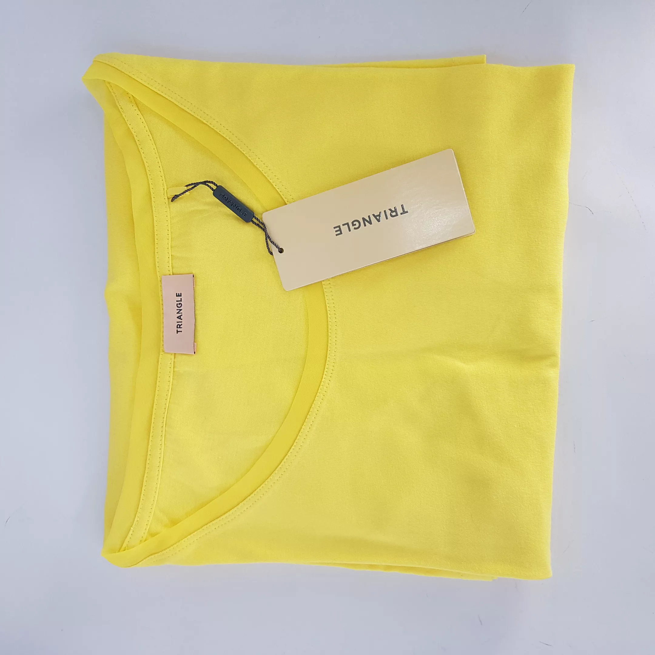 تی شرت آستین کوتاه زنانه ترایانگل مدل 18.904.32.9403