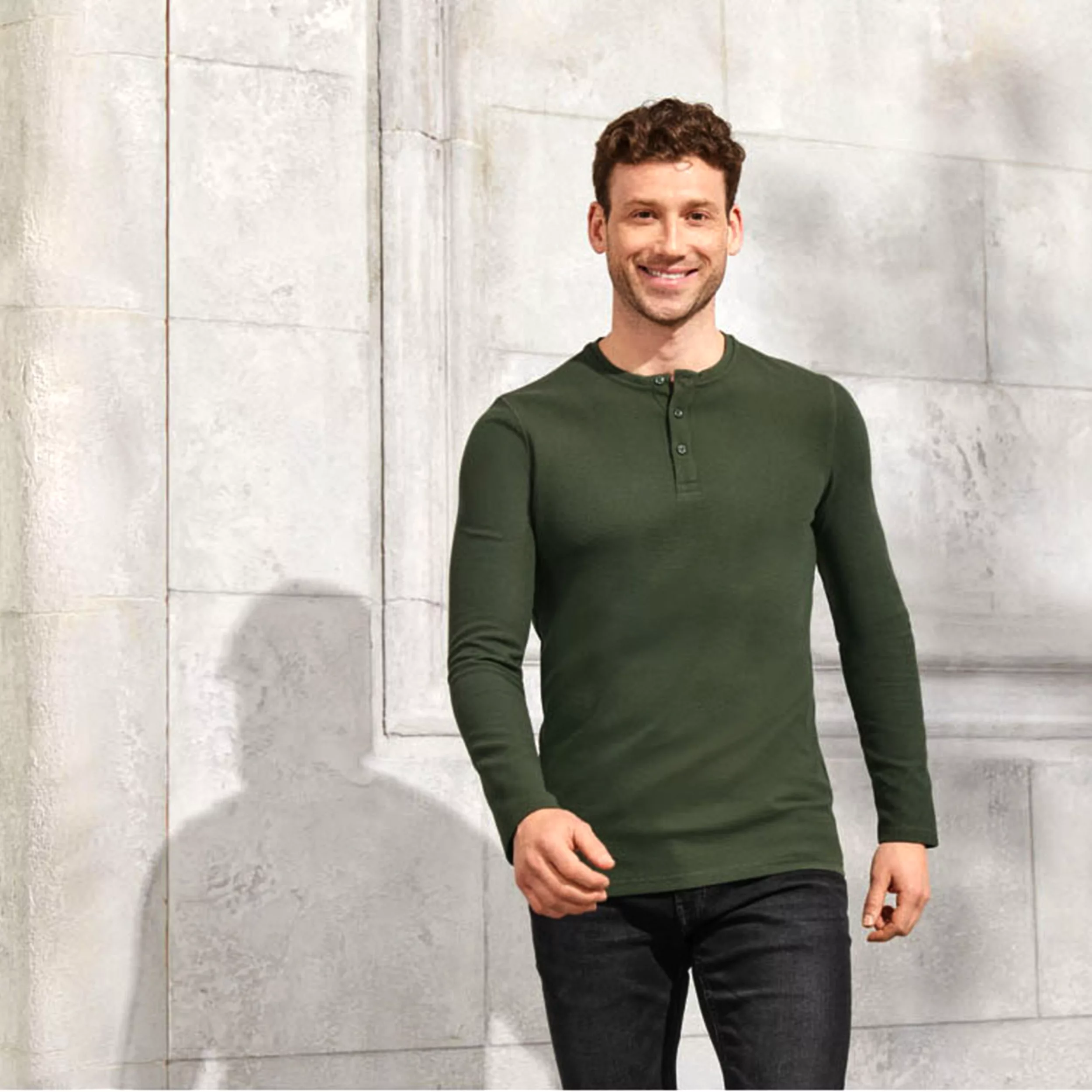 تی شرت آستین بلند مردانه مدل لیون کد 2866