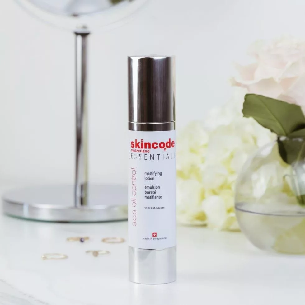 لوسیون مات کننده پوست اسکین کد مدل Mattifying Lotion حجم 50 میلی لیتر