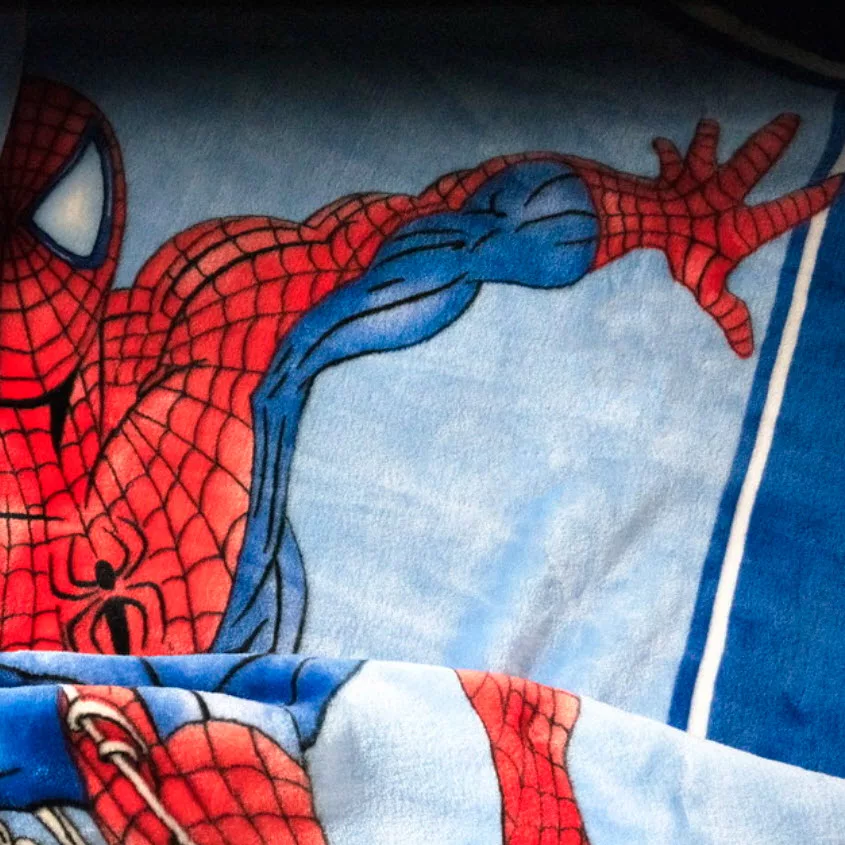 پتو یک نفره گلبافت مدل مرد عنکبوتی سایز 220x160 سانتی‌متر