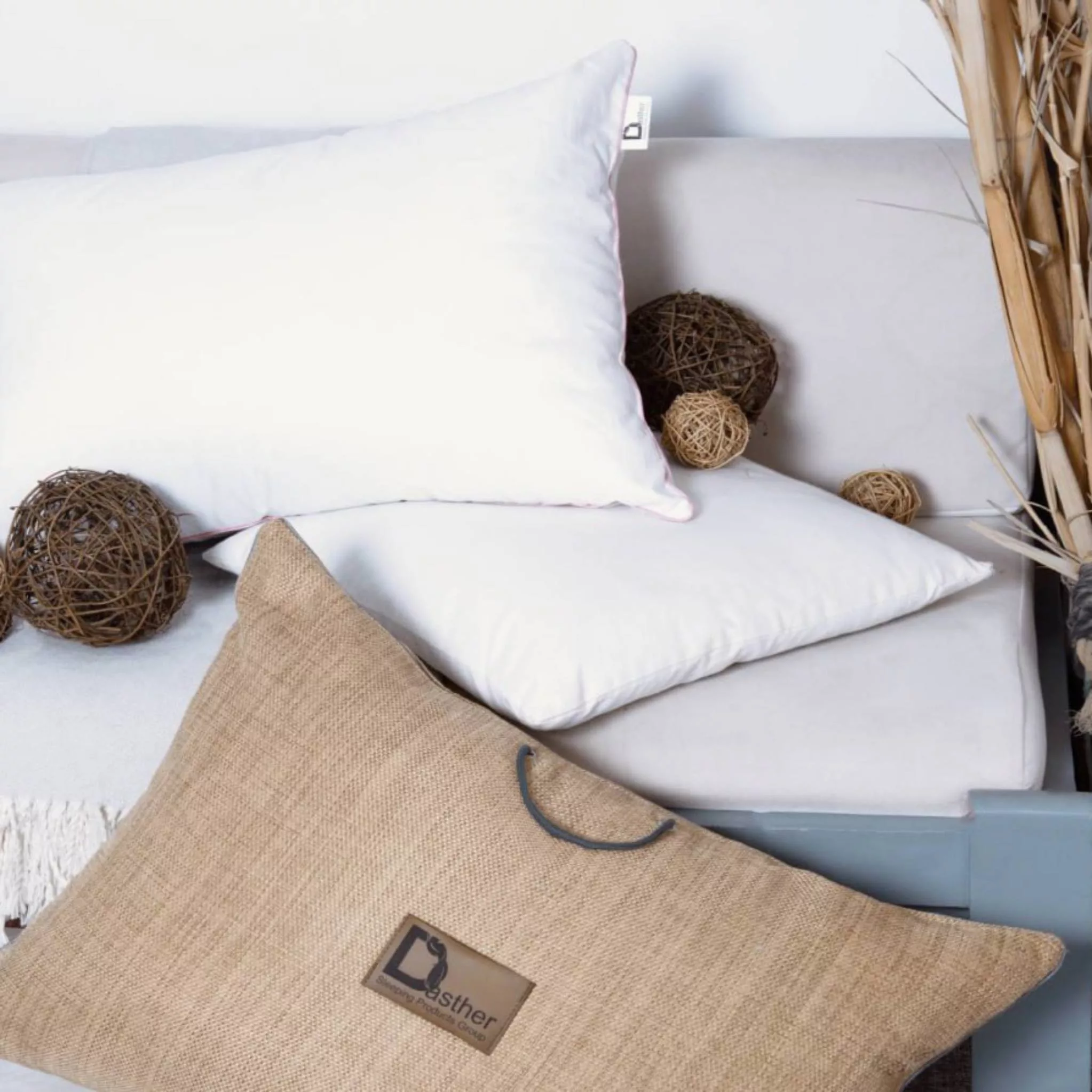 بالش دستر مدل نلین سایز 70*50 سانتی متر