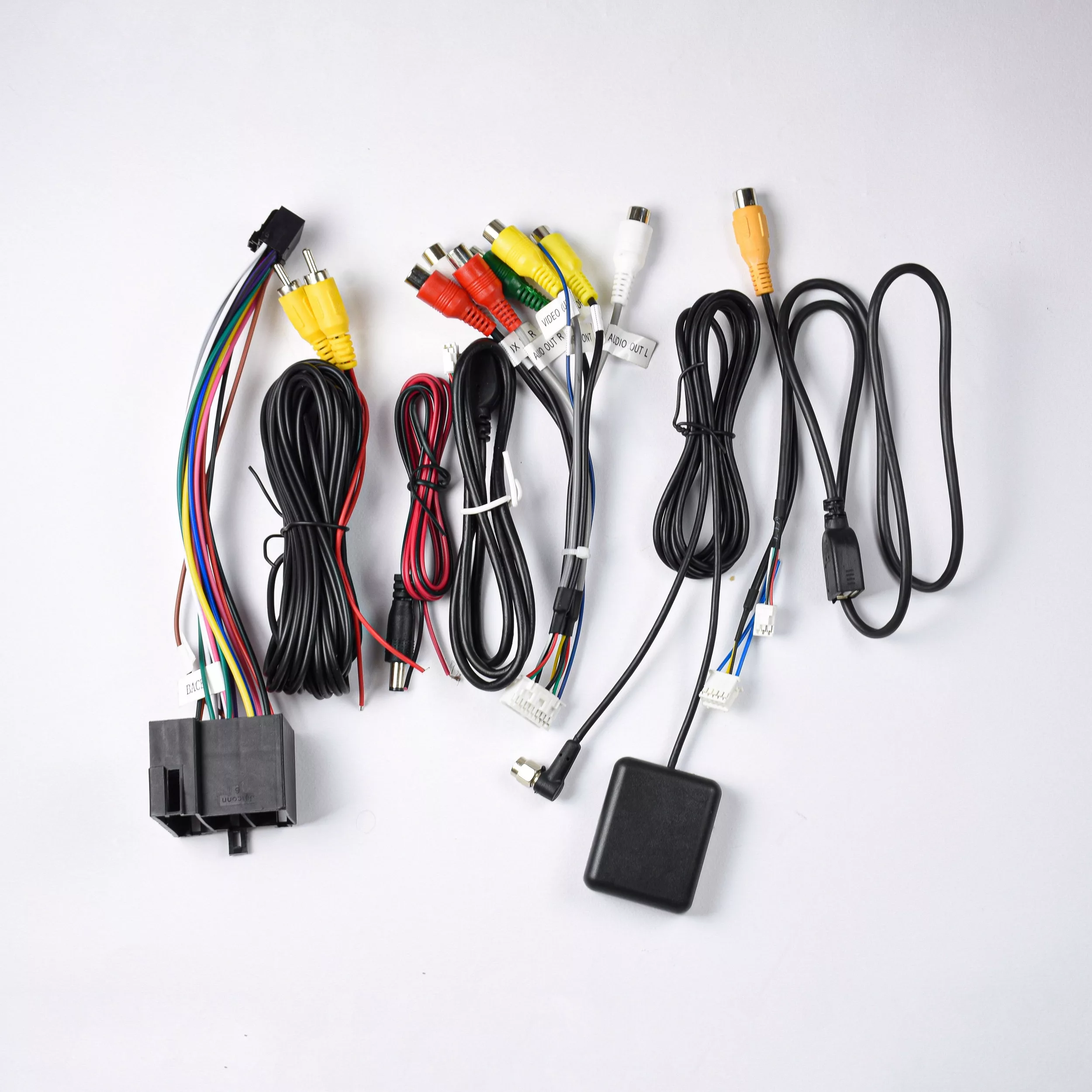 مانیتور خودرو کاروین مدل s800 با برد TS مناسب برای پراید صبا