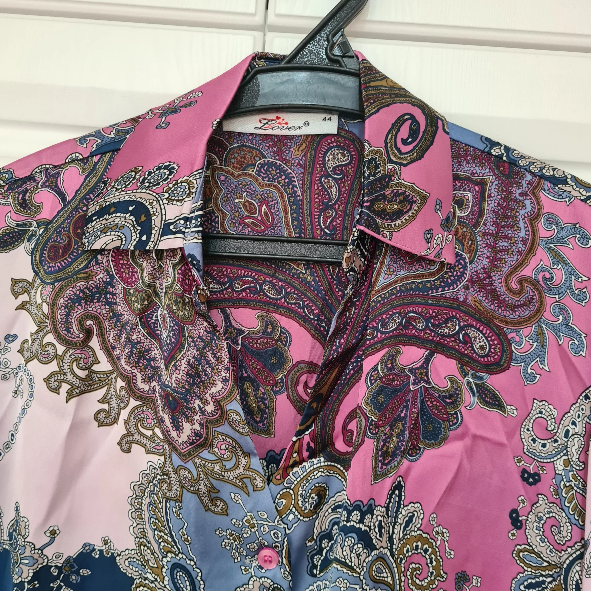 شومیز آستین بلند زنانه مدل پترن بته جقه کد ۹