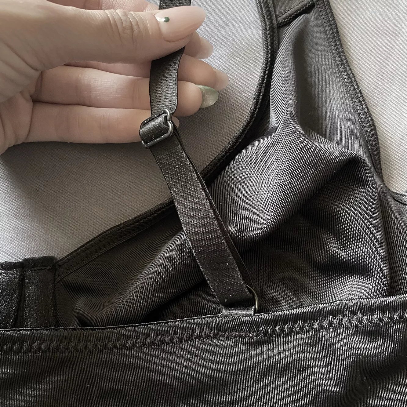 بادی بدون آستین زنانه مدل 500