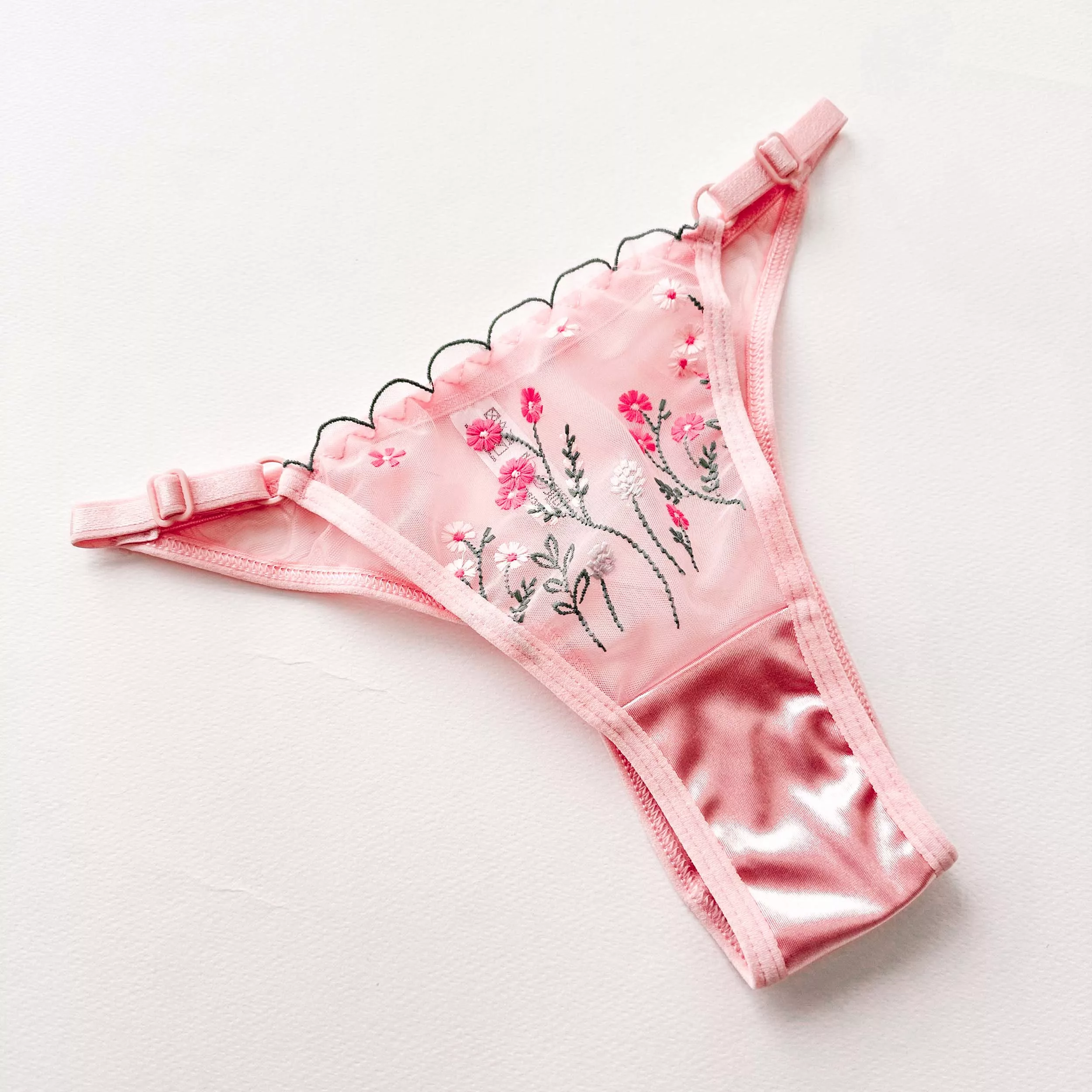 ست شورت و سوتین زنانه نوشه پوش کد 88825