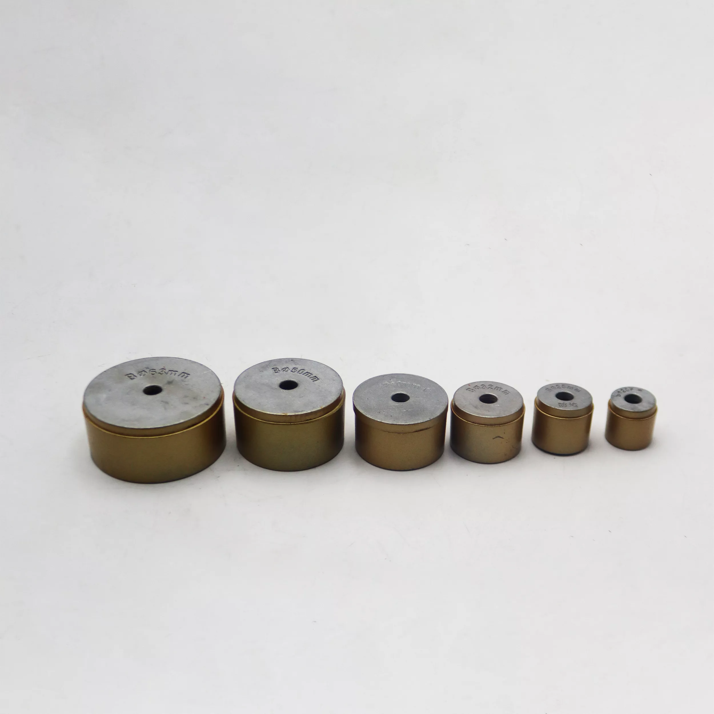 دستگاه اتو لوله سبز نیدر مدل YP-NDR-5020/2000W