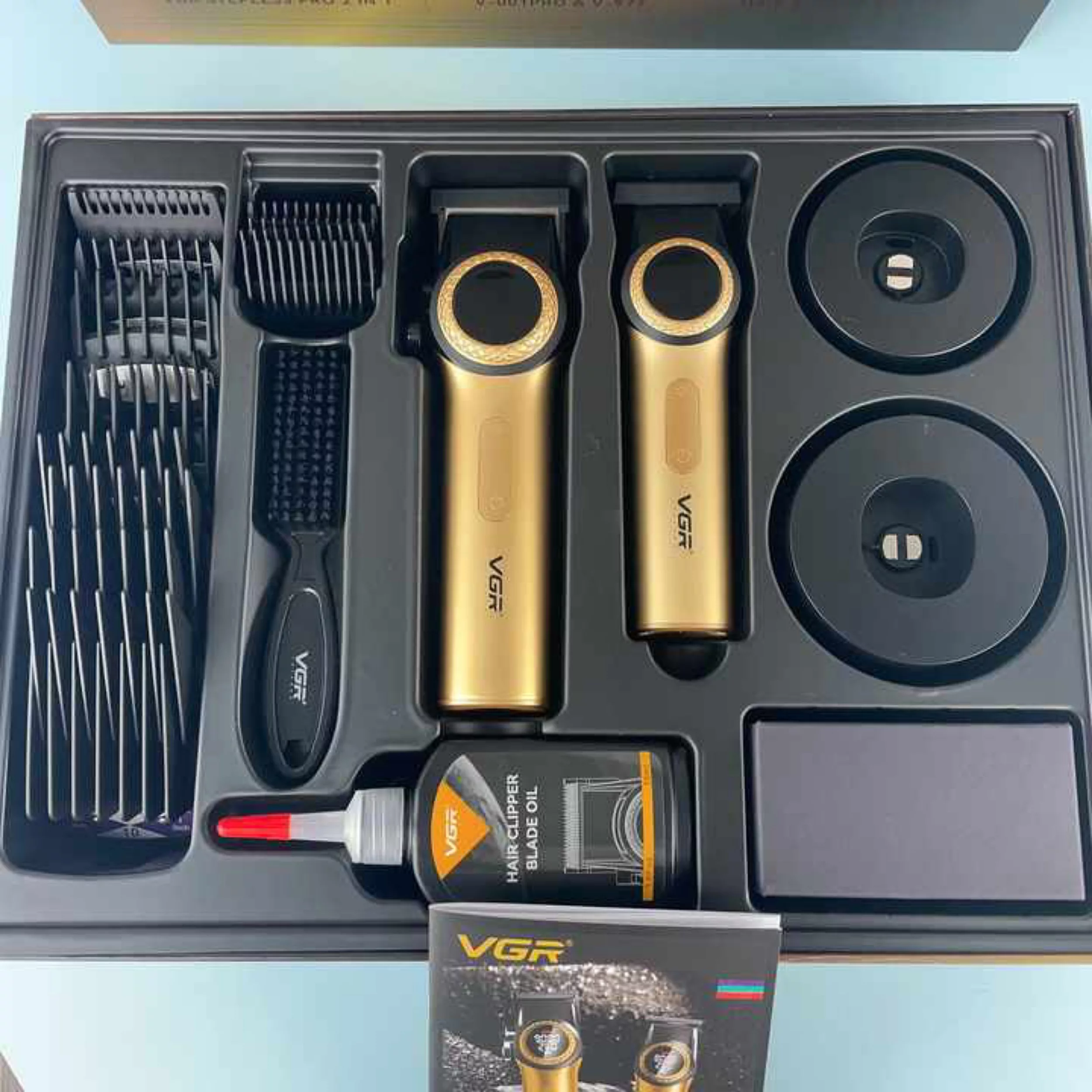 ماشین اصلاح موی سر و صورت شارژی وی جی ار مدل v-001 v--977