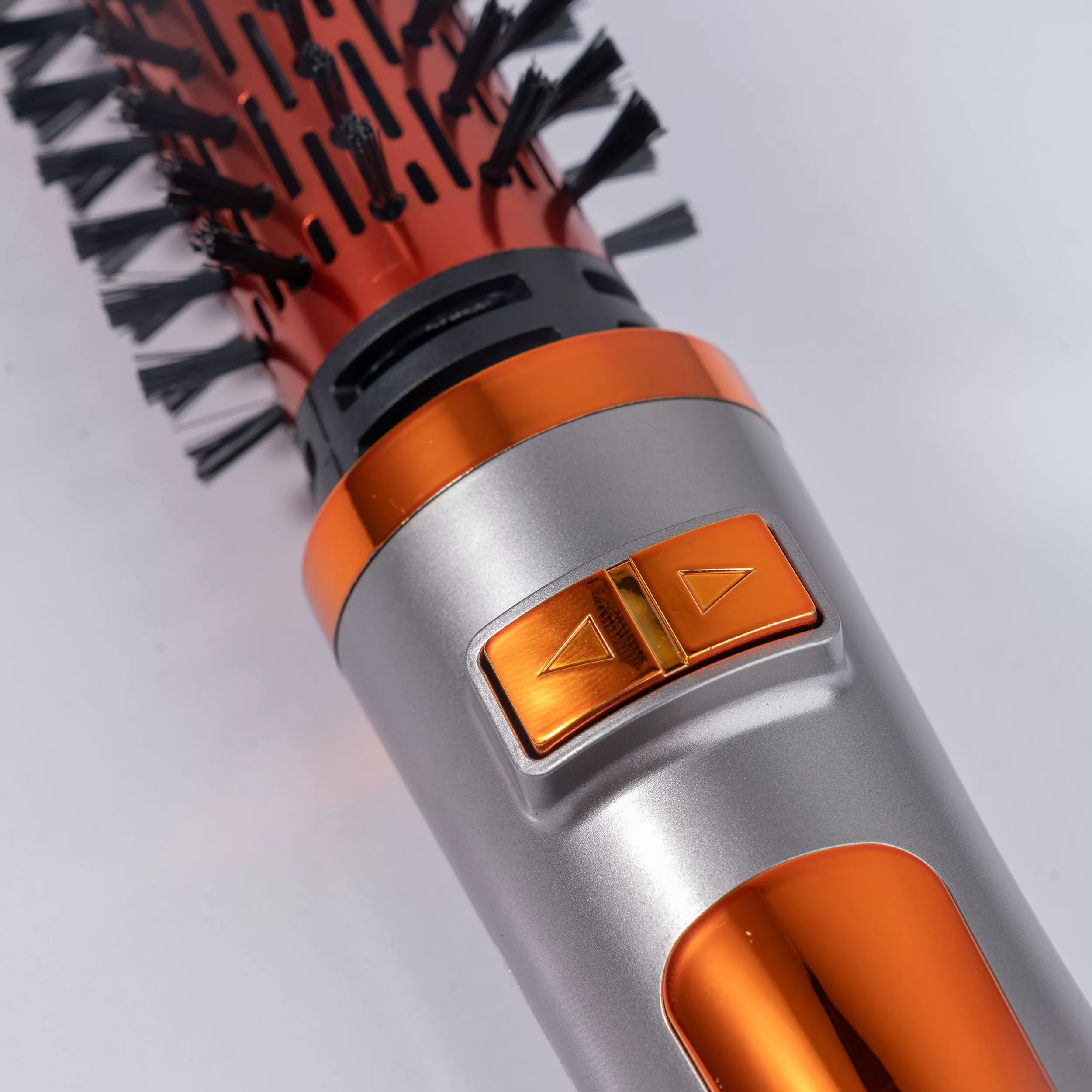 سشوار برسدار چرخشی کرونیر مدل CR-6855