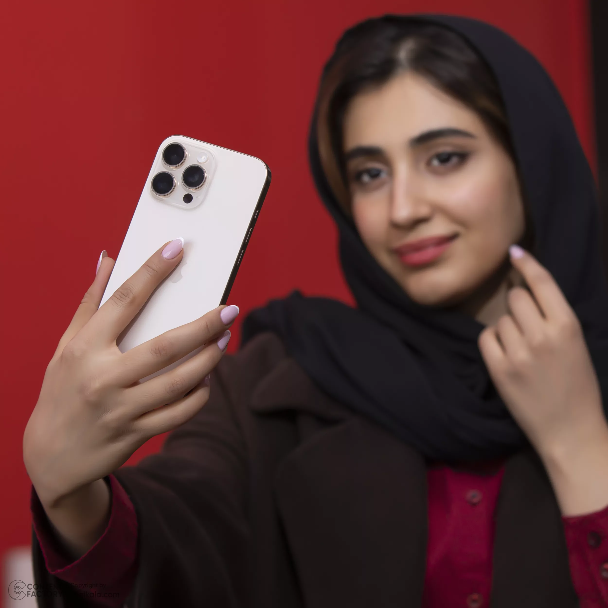 گوشی موبایل اپل مدل iPhone 16 Pro Max ZAA دو سیم کارت ظرفیت 256 گیگابایت و رم 8 گیگابایت - به همراه شارژر 20 وات اپل