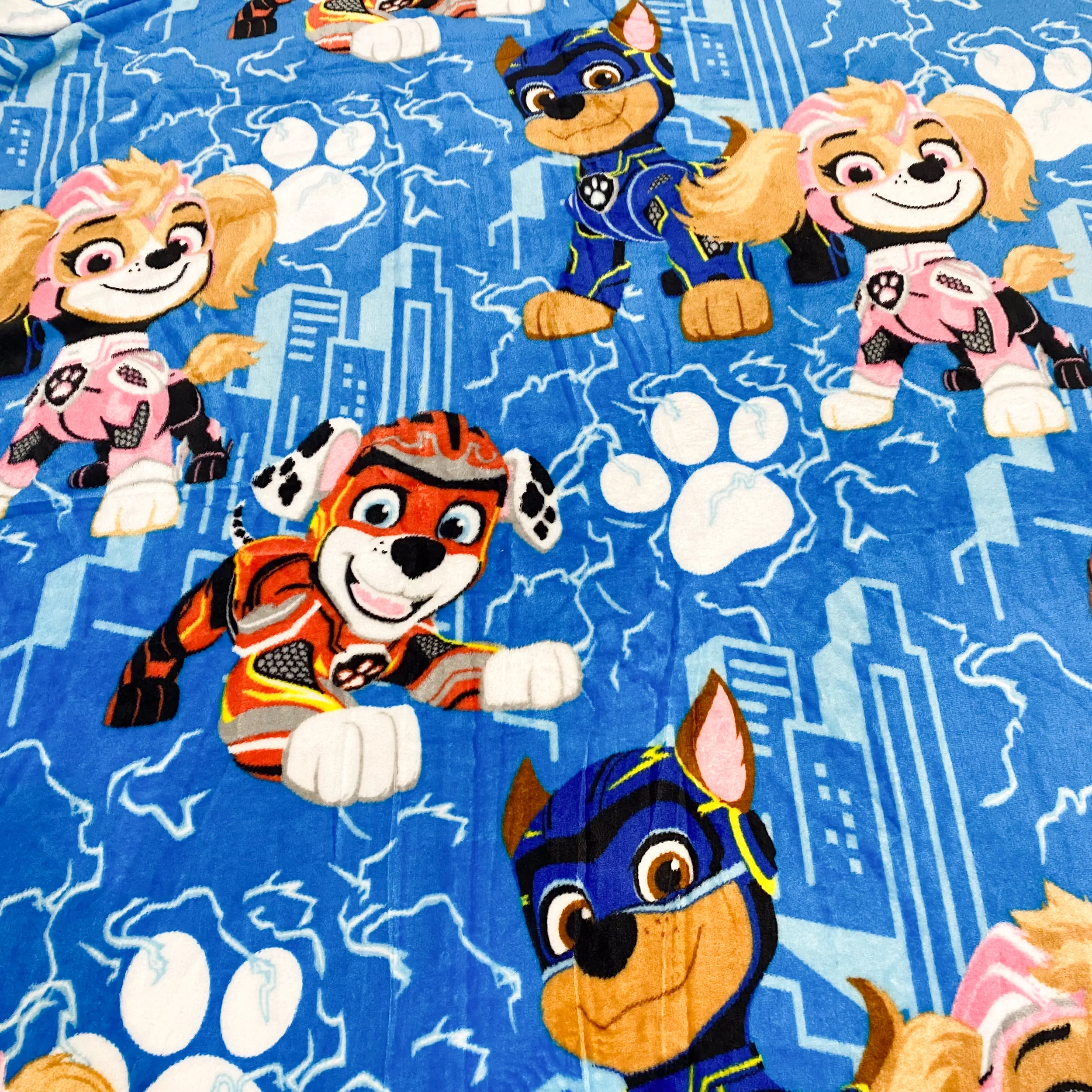 پتو مسافرتی مدل سگهای نگهبان سایز 175x210 سانتی متر