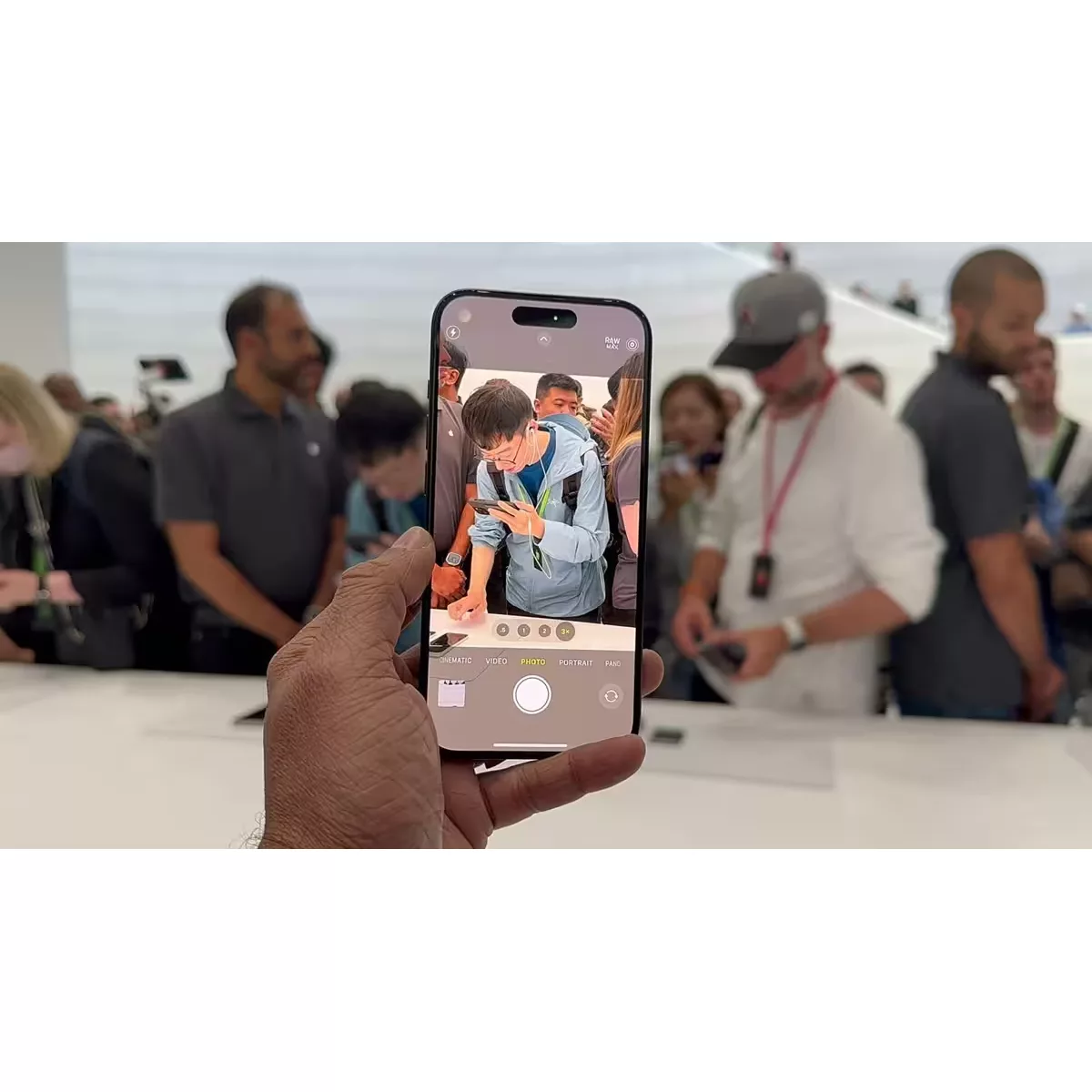 گوشی موبایل اپل مدل iPhone 15 Pro Max ZAA دو سیم کارت ظرفیت 256 گیگابایت و رم 8 گیگابایت