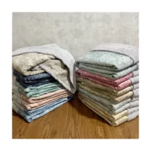 پتو  مسافرتی  مدل اطلس  برجسته  سایز 220 × 160 سانتی متر