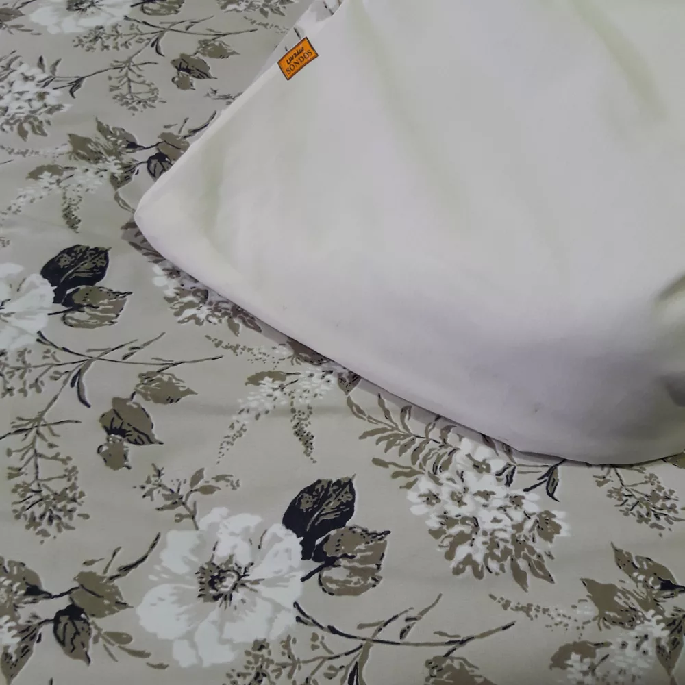 لحاف کرسی سندس مدل باران کد F424 سایز 350x350 سانتی متر