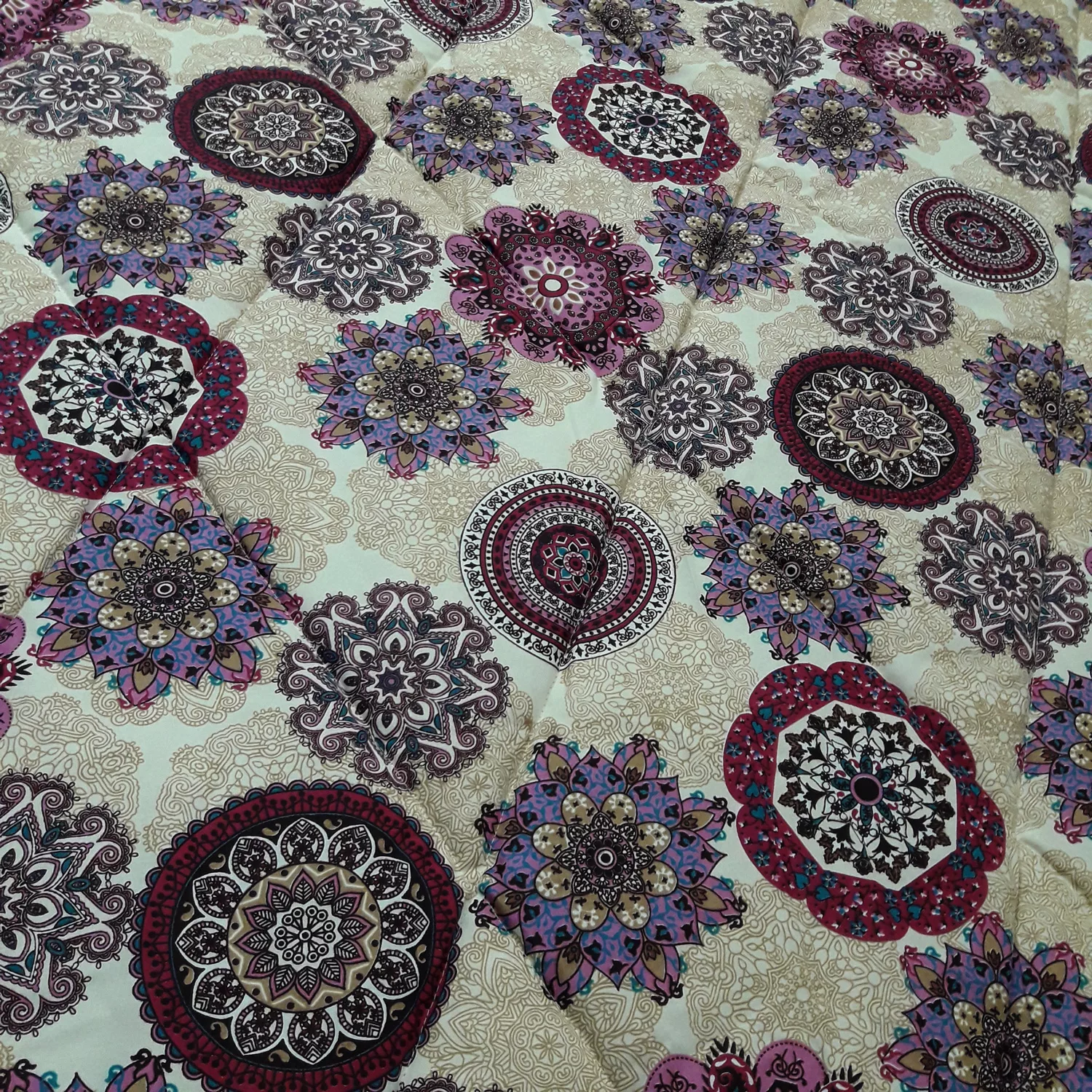 لحاف کرسی سندس مدل خورشیدی کد 84 سایز 350x350 سانتی متر