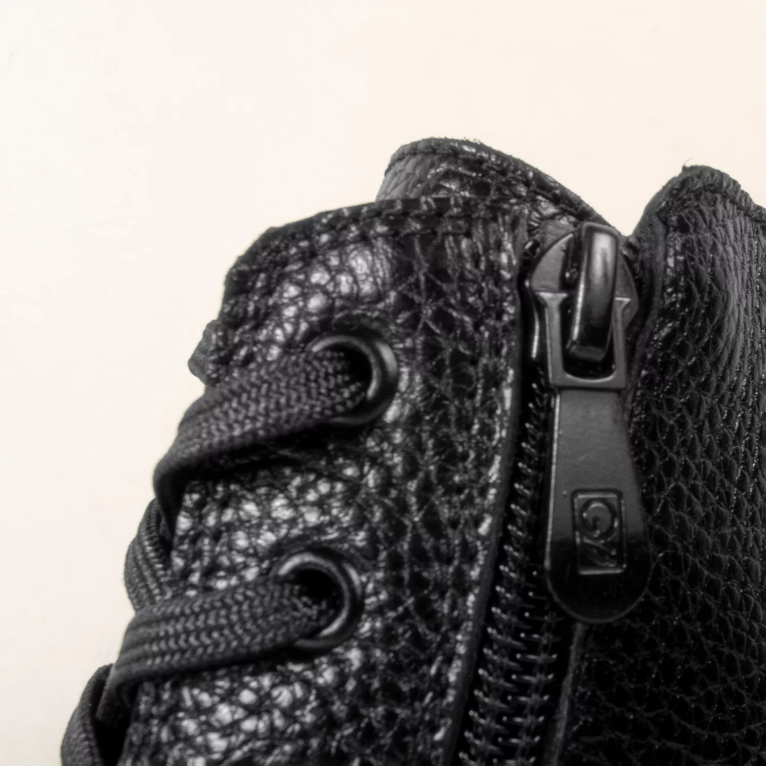 نیم بوت زنانه چرم عطارد مدل چرم طبیعی کد SH264