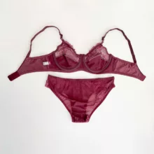 ست شورت و سوتین زنانه نوشه پوش مدل مخمل گیپور کد 81008